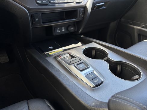 Used 2024 Honda Passport EX-L image 30