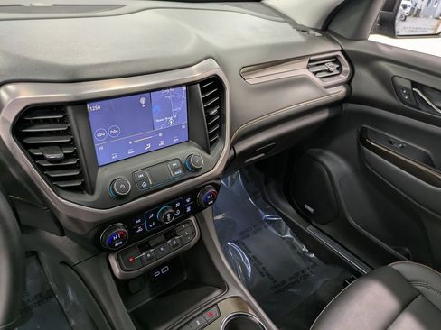 Used 2023 GMC Acadia AT4 w/ Technology Package image 10