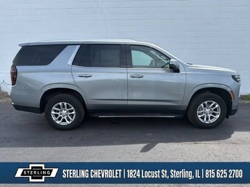 Used 2025 Chevrolet Tahoe LT AWD/4WD image 2
