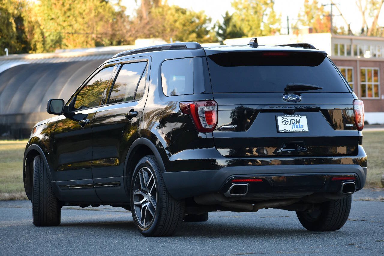 Used 2016 Ford Explorer Sport w/ Equipment Group 401A AWD/4WD image 7