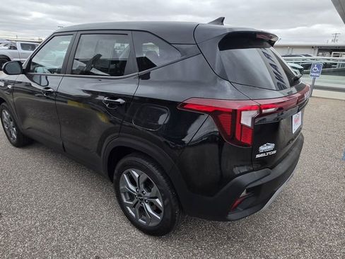 Used 2026 Kia Seltos LX AWD/4WD image 6
