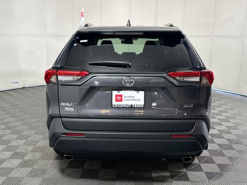 Certified 2025 Toyota RAV4 XLE w/ Convenience Package FWD image 4