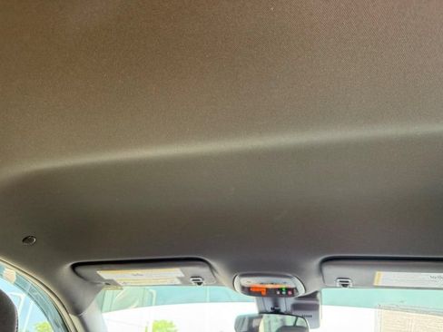 Used 2025 Chevrolet Trax RS w/ Driver Confidence Package FWD image 15