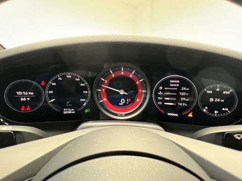 Certified 2020 Porsche 911 Carrera w/ Sport Chrono Package RWD image 10