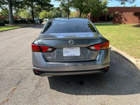 Used 2020 Nissan Altima 2.5 S w/ Driver Assist Package FWD image 4