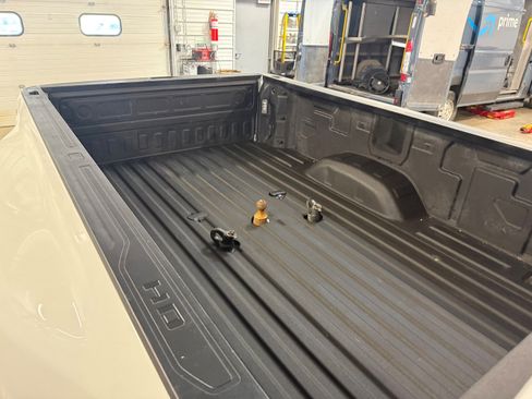 Used 2020 Chevrolet Silverado 3500 High Country w/ Gooseneck/5TH Wheel Package AWD/4WD image 23