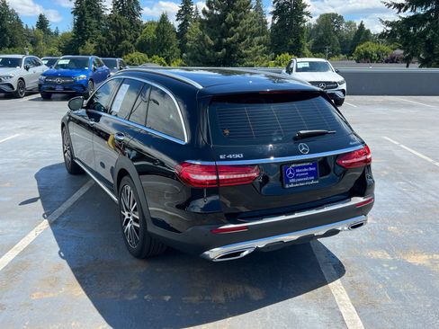 Used 2021 Mercedes-Benz E 450 4MATIC All-Terrain Wagon image 7