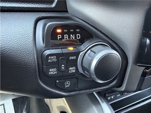 Used 2019 RAM 1500 Big Horn AWD/4WD image 37