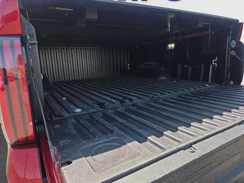 Used 2022 Toyota Tundra Platinum AWD/4WD image 7