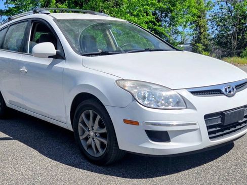 Used 2012 Hyundai Elantra w/ Preferred Pkg FWD image 3
