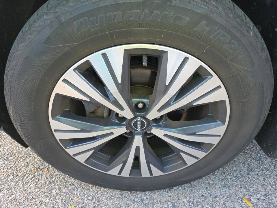 Certified 2023 Nissan Rogue SV w/ SV Premium B Package AWD/4WD image 18