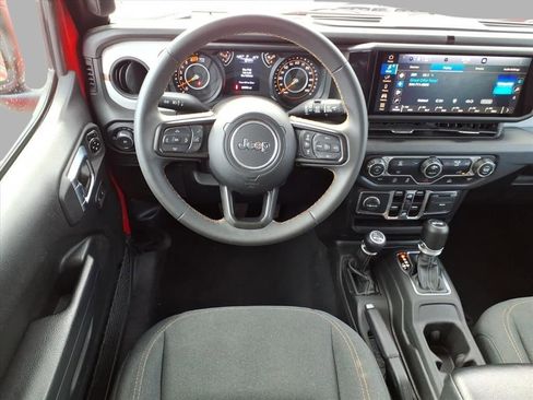 Used 2024 Jeep Wrangler Sport S image 15