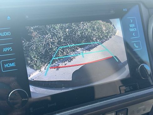 Used 2017 Toyota Tacoma TRD Pro AWD/4WD image 13