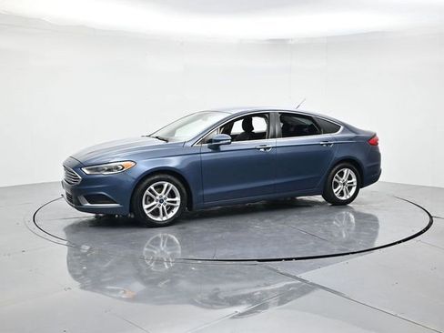 Used 2018 Ford Fusion SE image 5