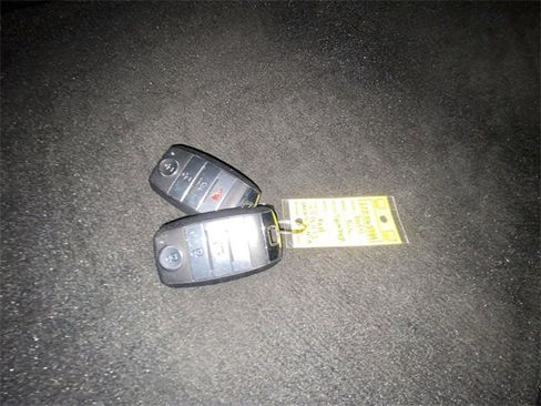 Used 2020 Kia Sportage EX w/ EX Technology Package image 30