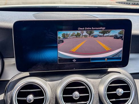 Used 2021 Mercedes-Benz C 300 Sedan image 23