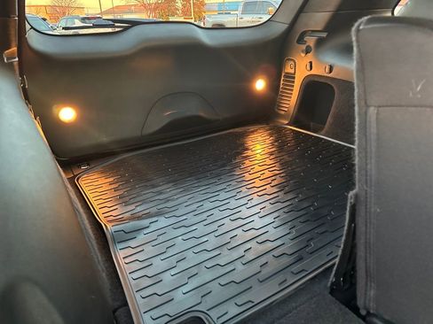 Used 2020 Jeep Grand Cherokee Limited w/ Luxury Group II image 15