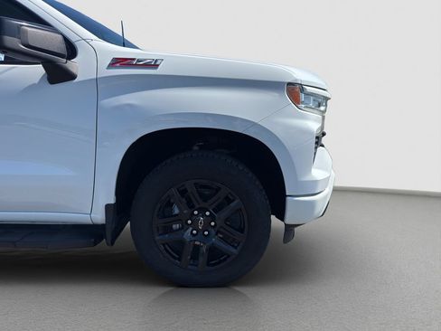 Used 2024 Chevrolet Silverado 1500 RST w/ Convenience Package II AWD/4WD image 21