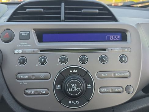 Used 2012 Honda Fit image 30