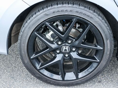 Used 2025 Honda Civic Sport image 12
