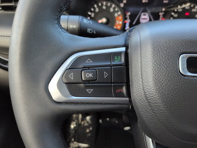 Used 2025 Jeep Compass Latitude w/ Altitude Special Edition AWD/4WD image 22