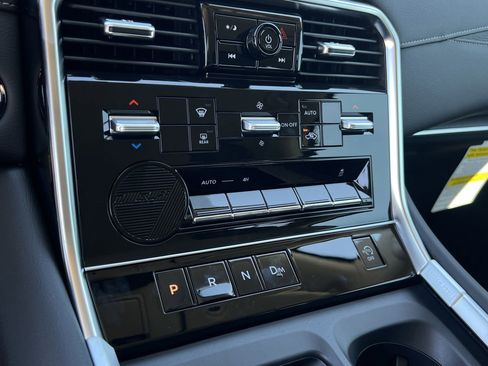 New 2026 Nissan Armada SV image 12