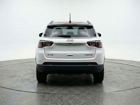 Used 2025 Jeep Compass Trailhawk w/ Trailer Tow Group AWD/4WD image 7