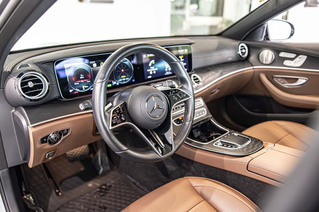 Used 2023 Mercedes-Benz E 450 4MATIC Sedan image 20