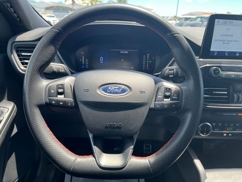 Used 2023 Ford Escape ST-Line image 28