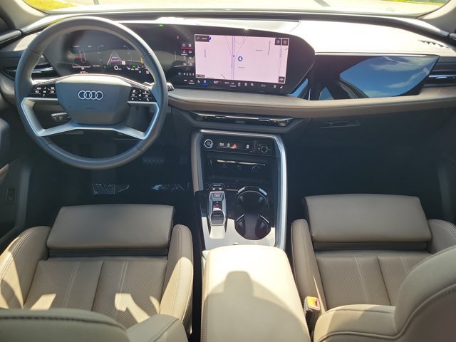 Certified 2025 Audi Q5 Premium Plus w/ Premium Plus AWD/4WD image 2