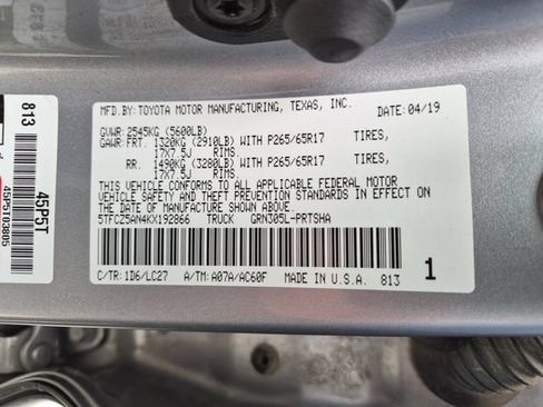 Used 2019 Toyota Tacoma TRD Sport AWD/4WD image 25