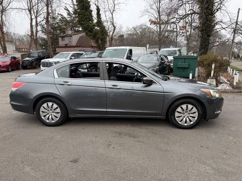 Used 2010 Honda Accord LX image 9