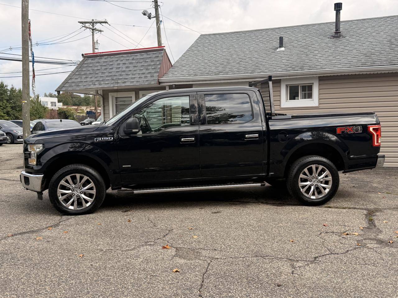Used 2016 Ford F150 XLT w/ Equipment Group 302A Luxury AWD/4WD image 3
