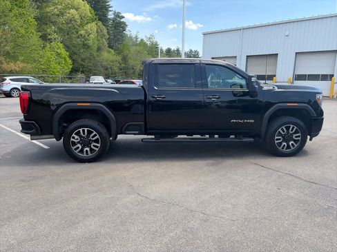 Used 2020 GMC Sierra 2500 AT4 w/ AT4 Premium Package AWD/4WD image 6