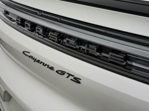 New 2026 Porsche Cayenne GTS AWD/4WD image 39