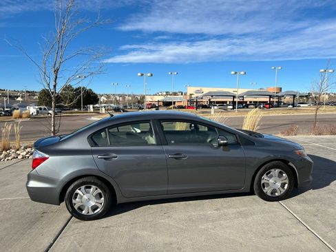 Used 2012 Honda Civic Hybrid Sedan image 6
