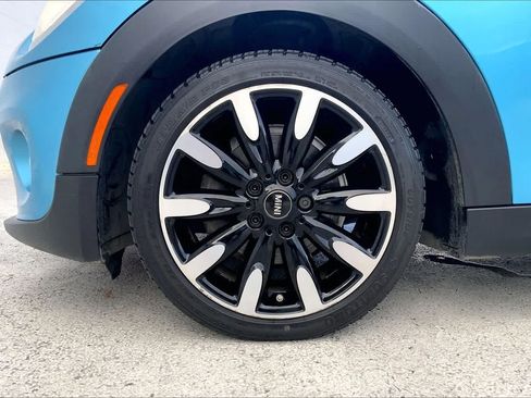 Used 2015 MINI Cooper 4-Door Hardtop FWD image 8
