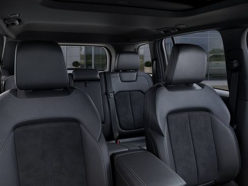 New 2025 Jeep Grand Cherokee 4WD image 26