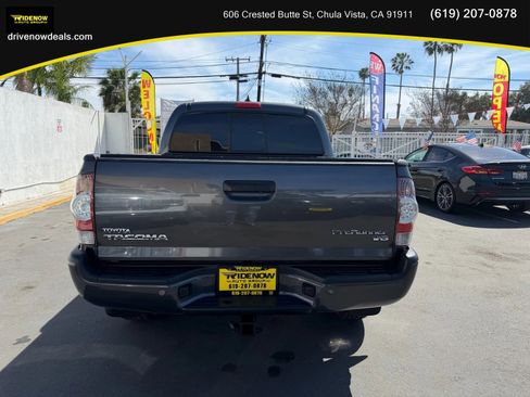 Used 2015 Toyota Tacoma PreRunner image 6