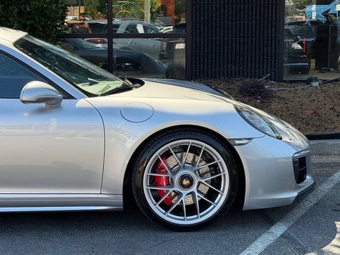 Used 2018 Porsche 911 Carrera GTS RWD image 22