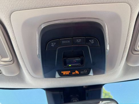 Used 2024 Toyota Corolla LE FWD image 34
