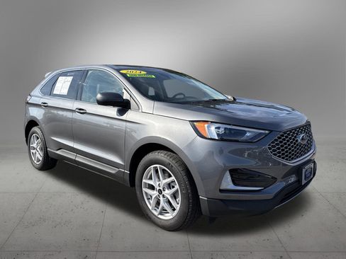 Used 2024 Ford Edge SEL image 6