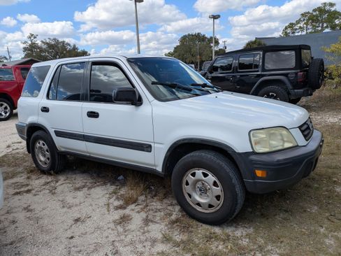 Used 2000 Honda CR-V LX image 2