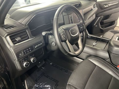 Certified 2023 GMC Yukon Denali AWD/4WD image 11