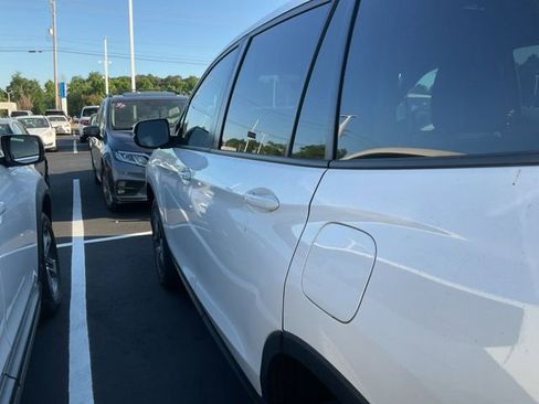 Used 2023 Honda Passport EX-L image 10