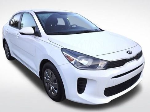 Used 2020 Kia Rio LX FWD image 2