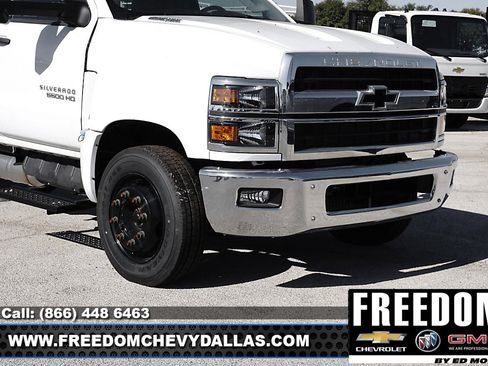 New 2023 Ford F150 LT image 32