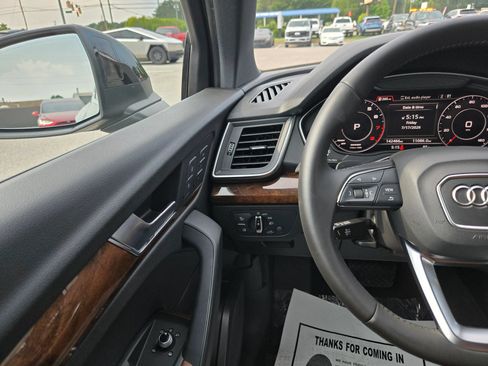 Used 2018 Audi Q5 2.0T Premium Plus AWD/4WD image 14