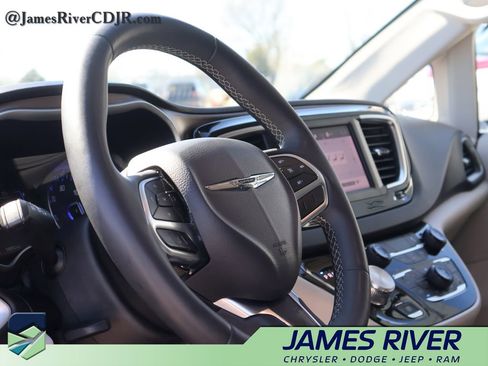 Used 2024 Chrysler Voyager LX FWD image 24