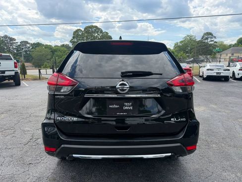 Used 2018 Nissan Rogue SL w/ Premium Package AWD/4WD image 9